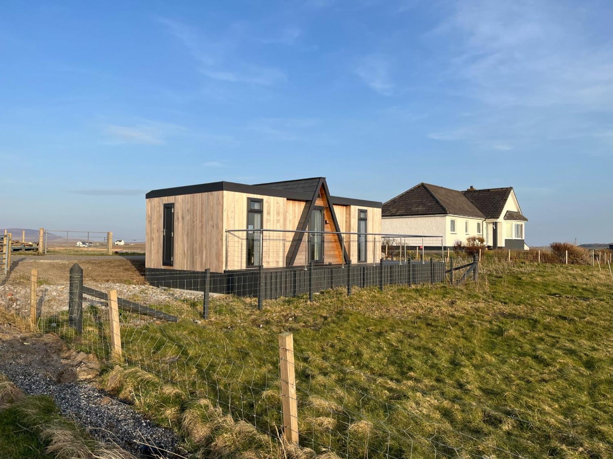Paible Seas The Day - Self Catering Lodge North Uist מראה חיצוני תמונה